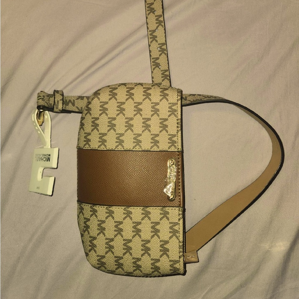 Micheal Kors Fanny Pack